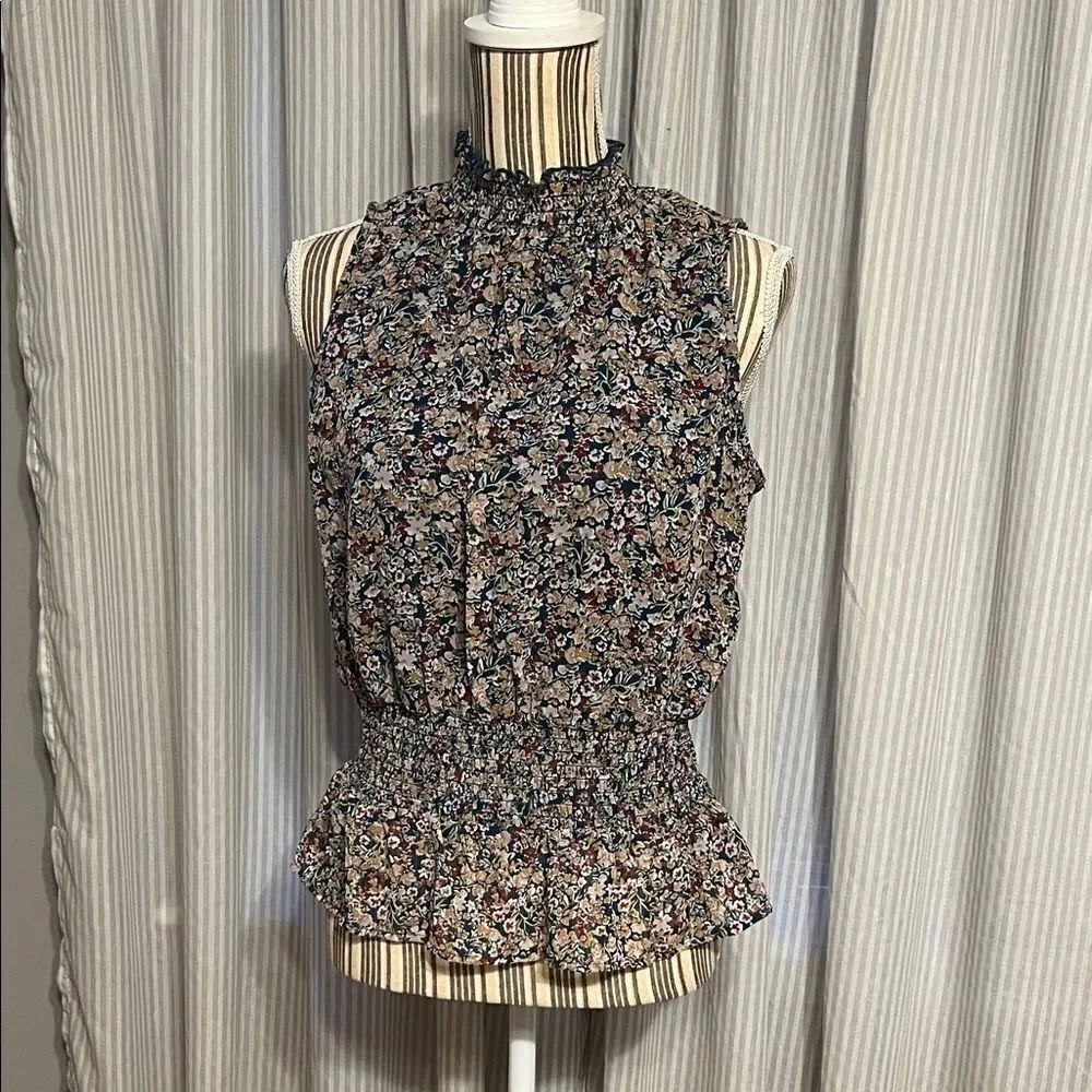 Women's Multicolor Floral Top. Large. Japna